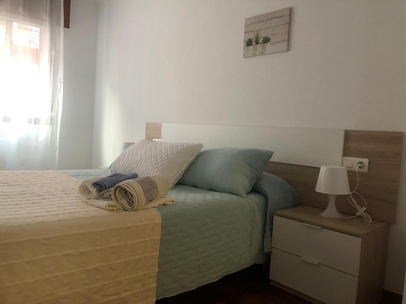 Apartamento Xacobe Grove, 120 Metros Totalmente Equipado, Luminoso, Centrico Y Con Plaza De Garaje Эль-Грове Экстерьер фото